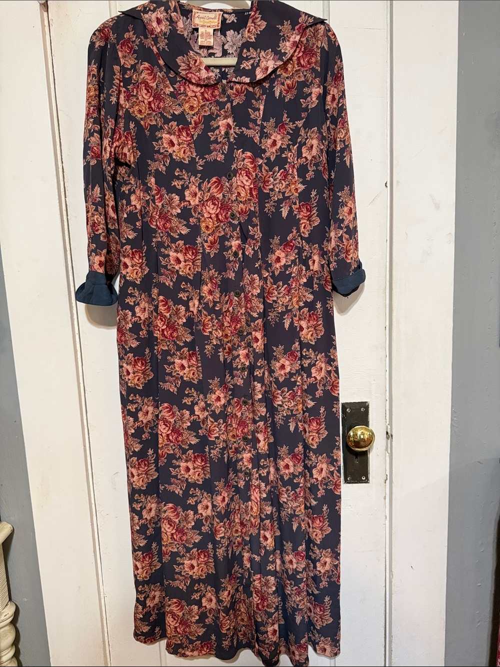 Vintage-Inspired Floral Maxi Dress - Navy with Rose Print
